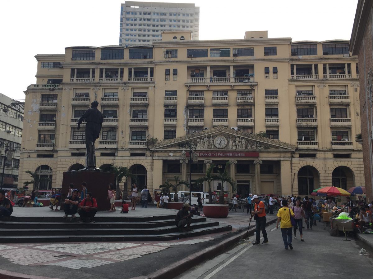 Roman R Santos Building