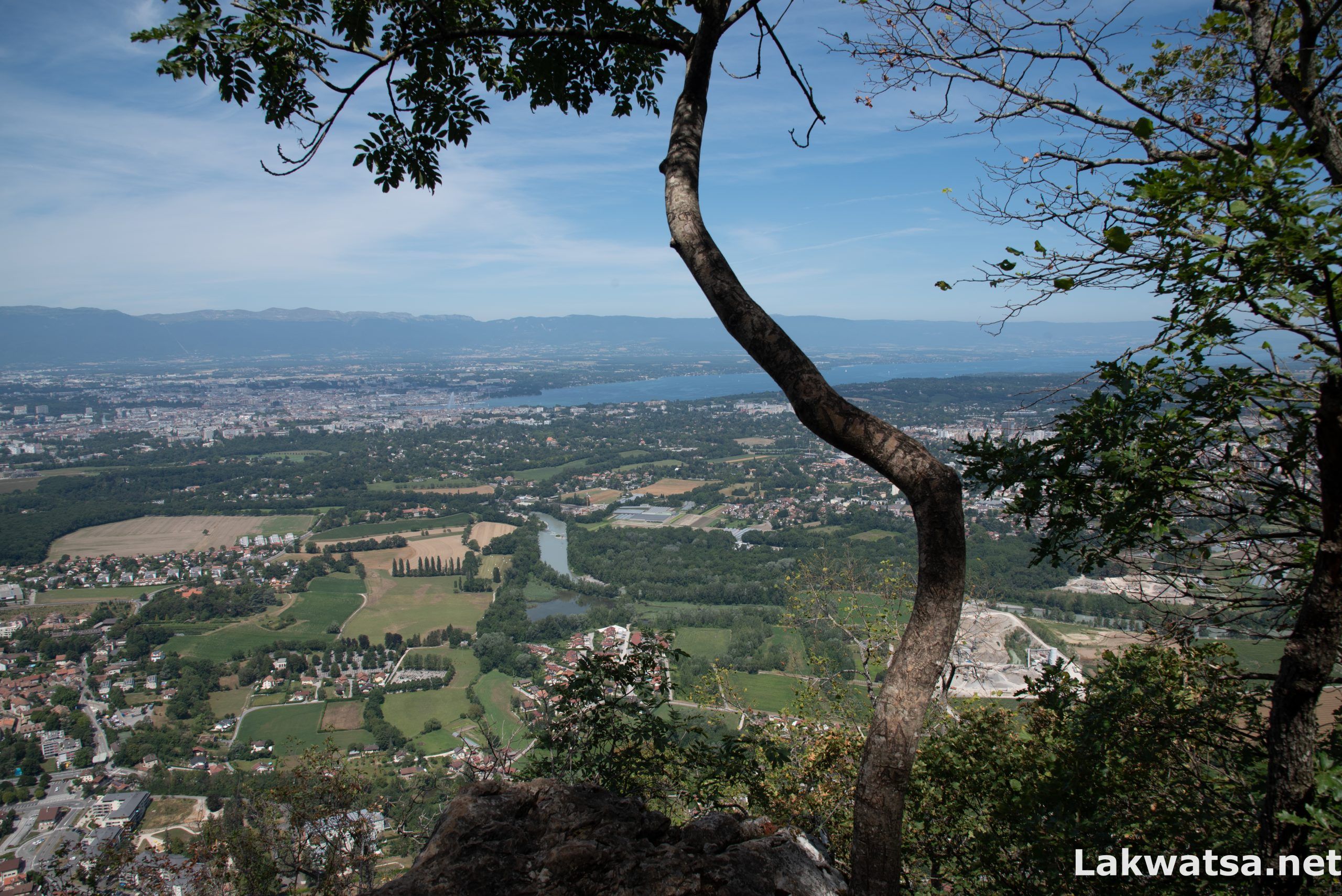 Geneva view from the Pas-d'échelle trail