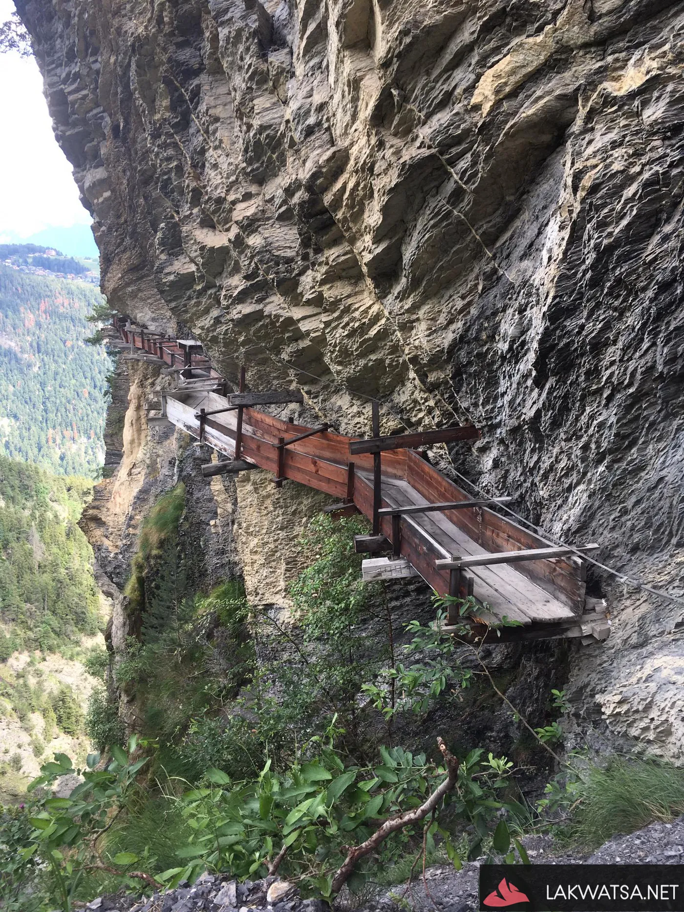 Old irrigation support of Ayent
