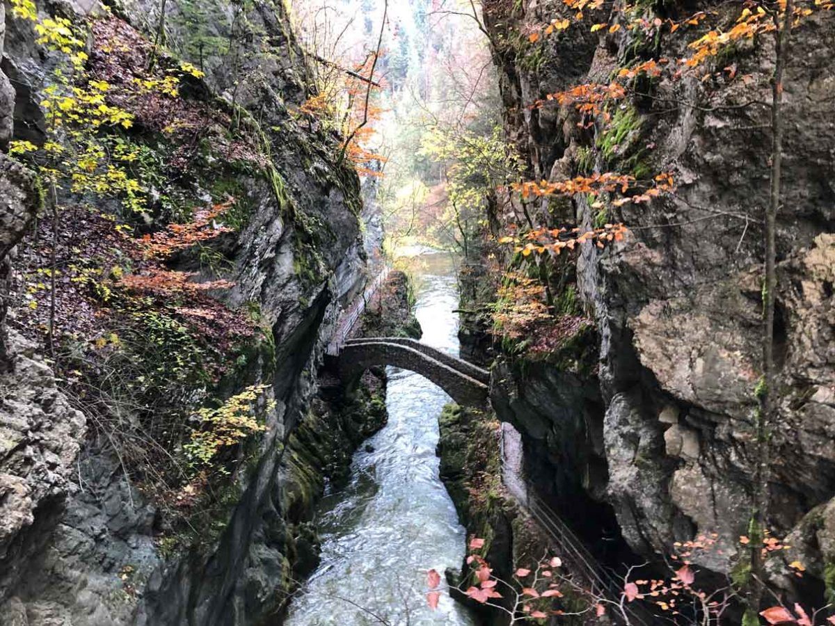Saut de Brot Bridge