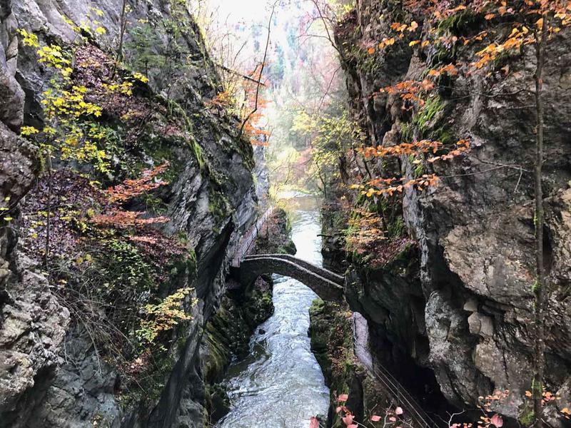 Gorges de l'Areuse Hike: From Noiraigue to Boudry